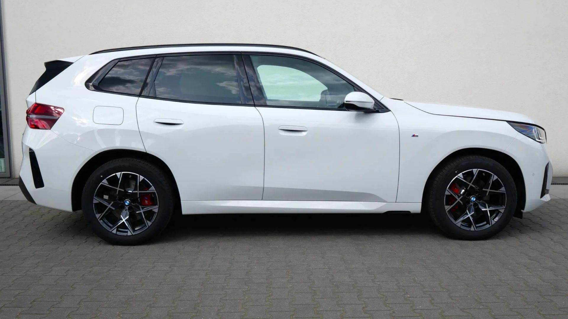 
								BMW X3 20d xDrive full									