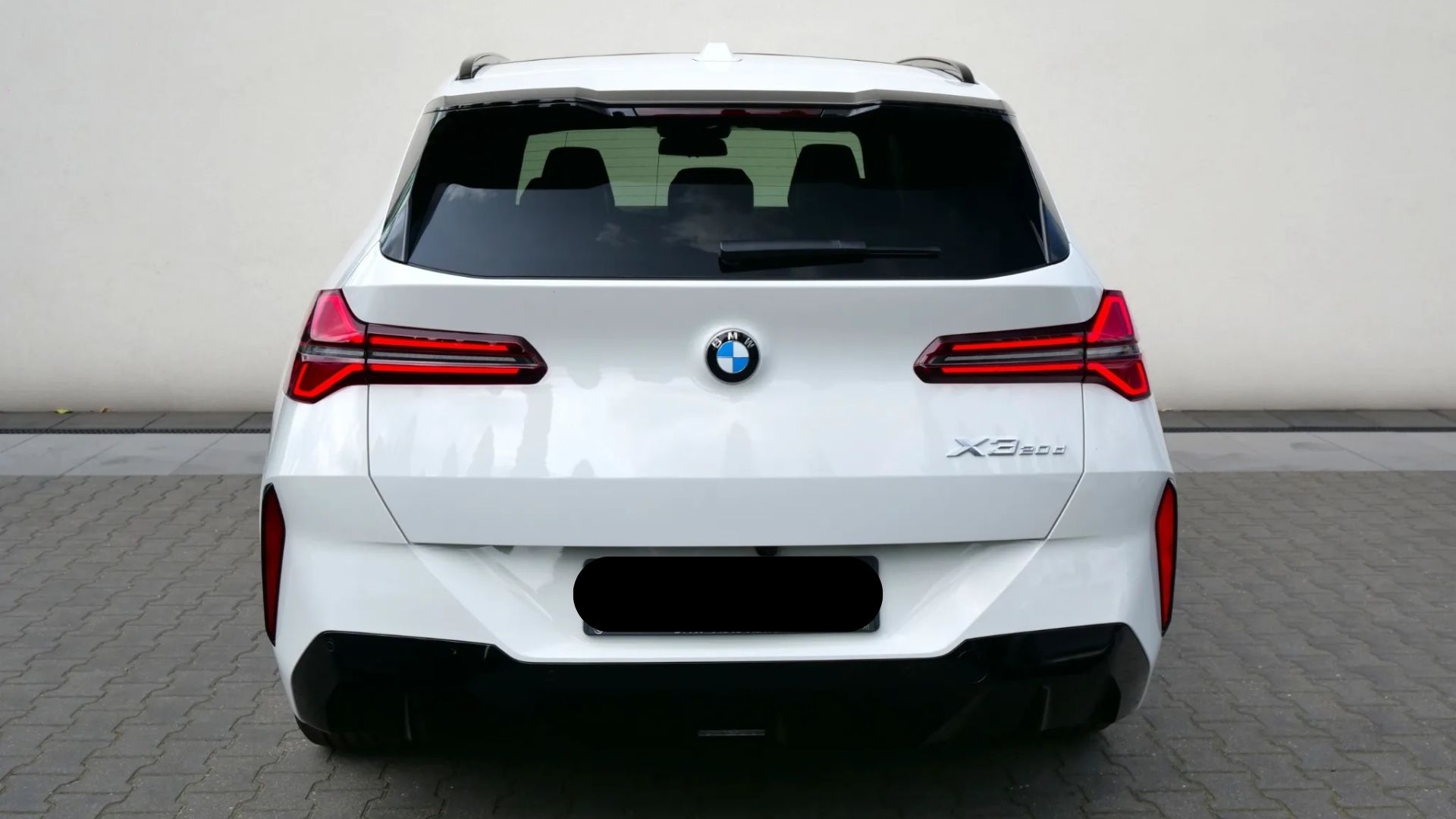 
								BMW X3 20d xDrive full									