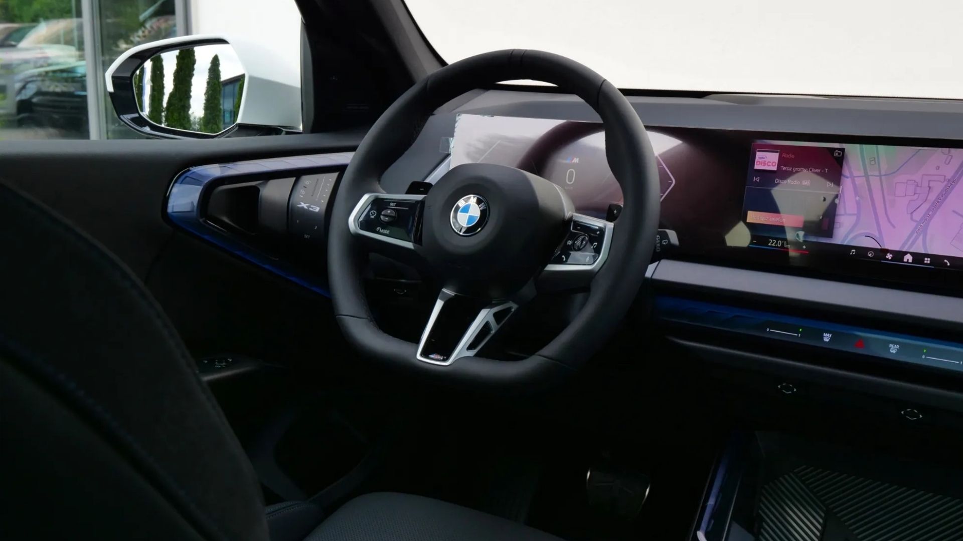 
								BMW X3 20d xDrive full									