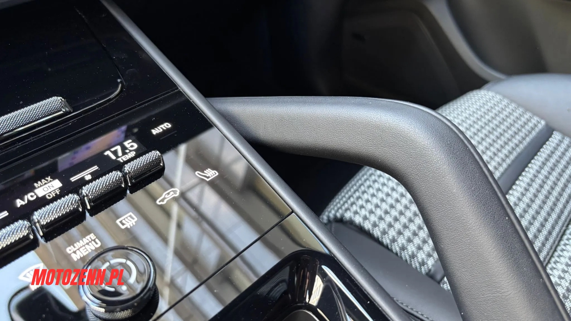 
								PORSCHE CAYENNE GTS V8 biturbo – 500 KM full									