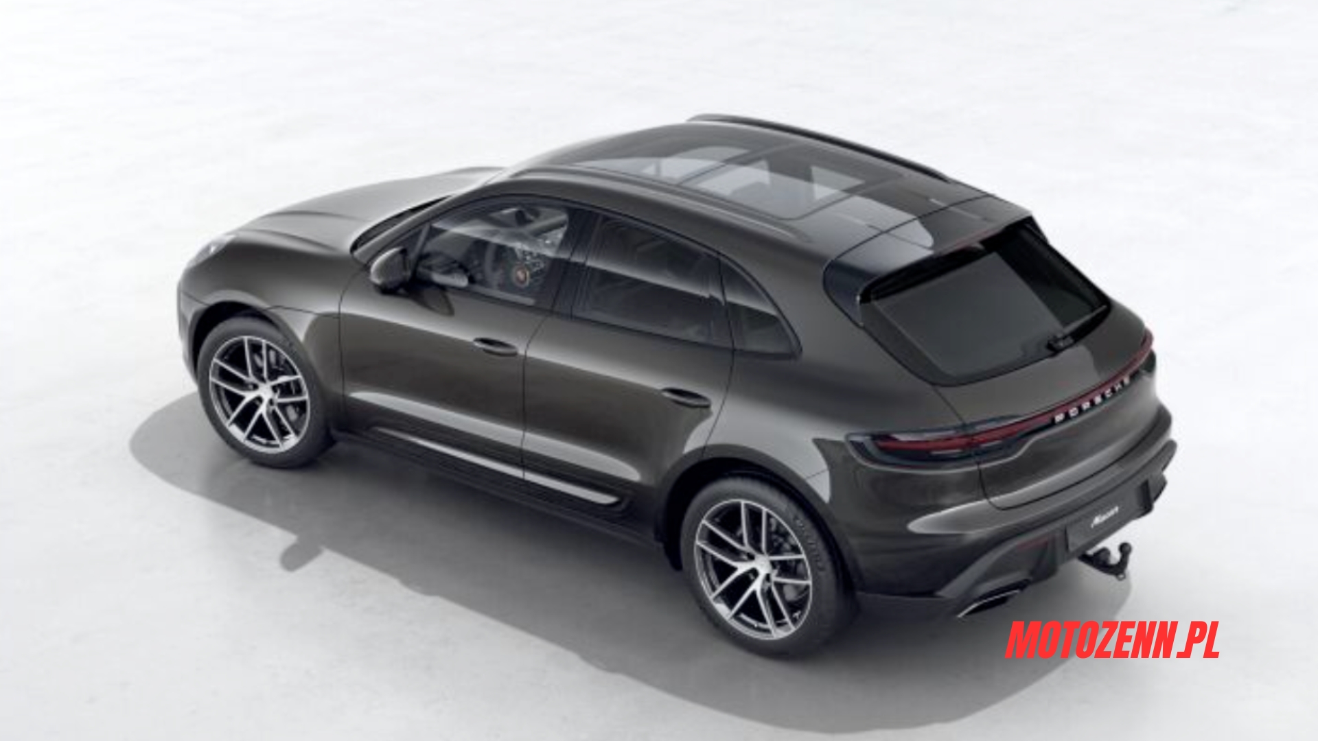 
								Porsche Macan full									